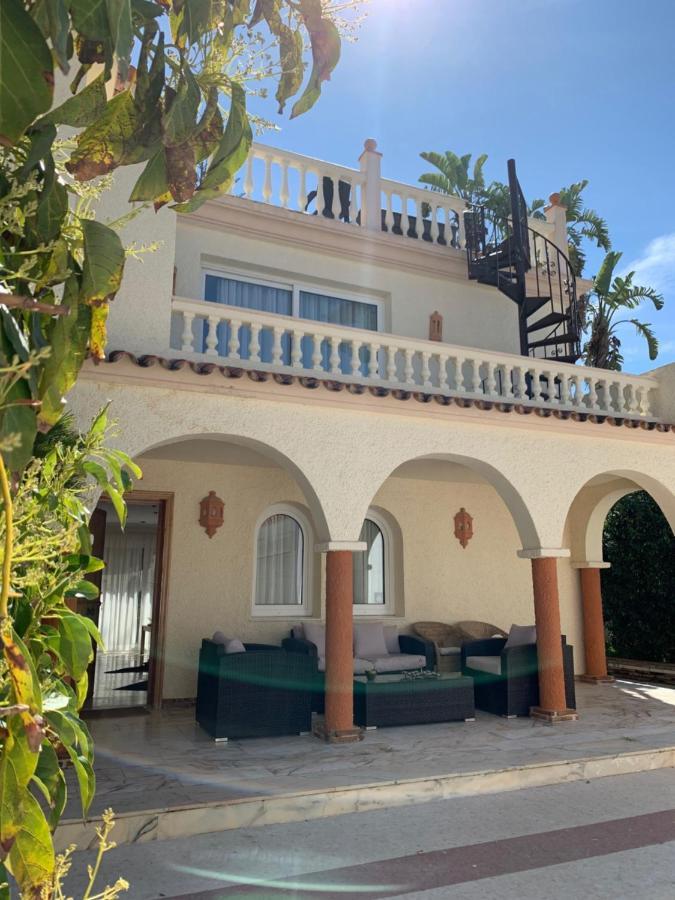 Marbella Villa On The Beach エクステリア 写真